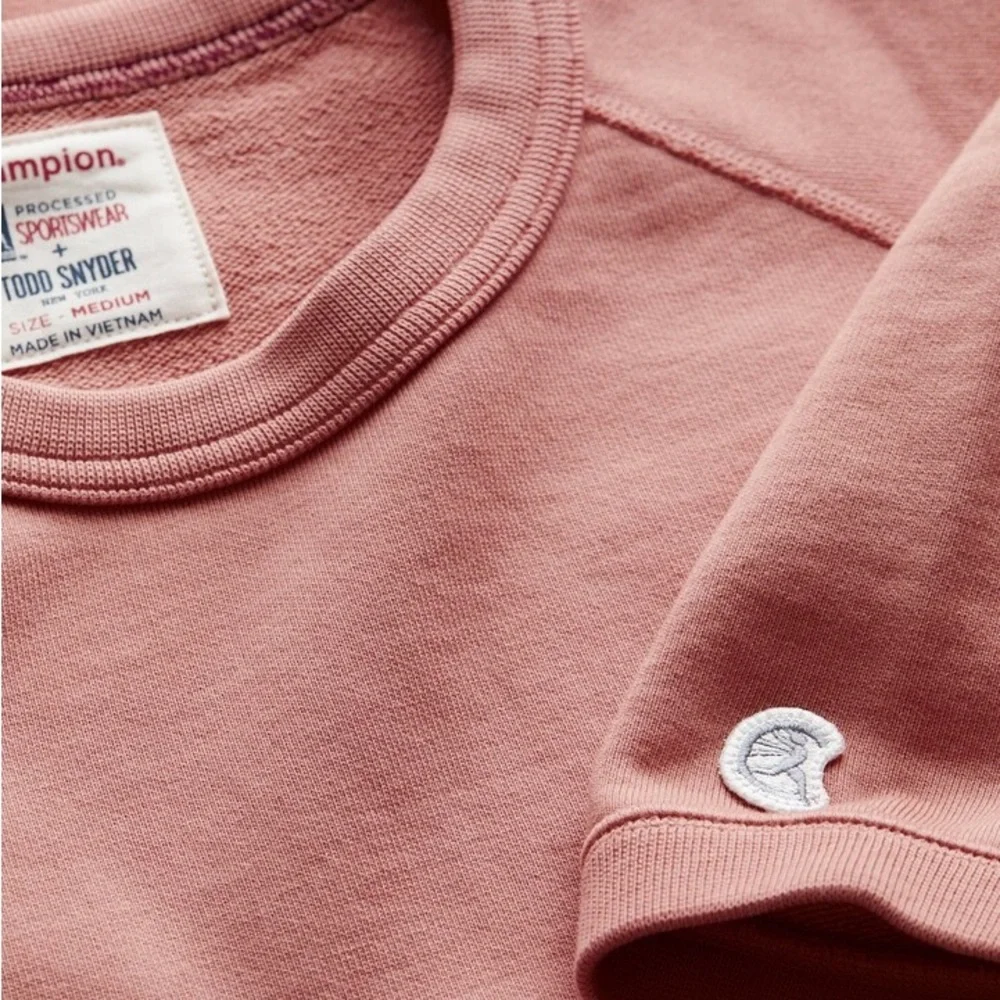 Todd Snyder Short-Sleeve Pink Crewneck Sweatshirt - Picture 2 of 2